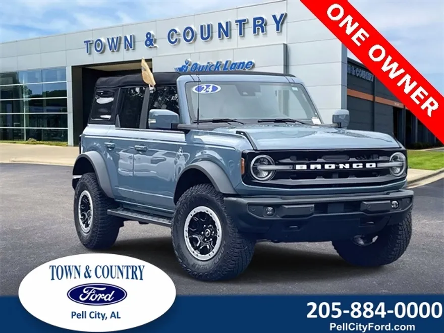 2024 Ford Bronco Outer Banks photo 1