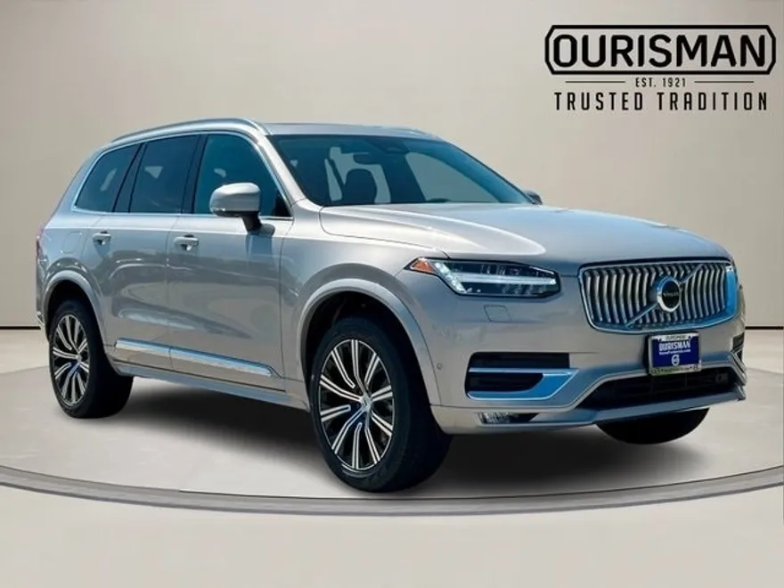 2025 Volvo XC90 Plus photo 1