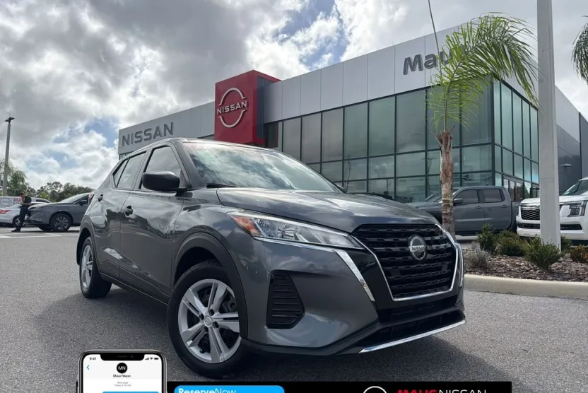 2021 Nissan Kicks S photo 1