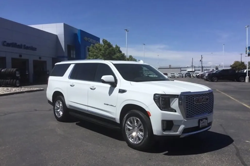 2024 Gmc Yukon XL Denali photo 1