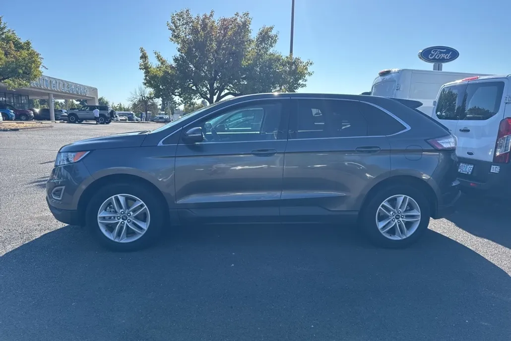 2018 Ford Edge SEL photo 1