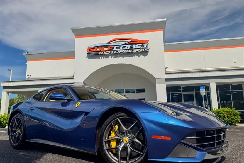 2015 Ferrari F12 Berlinetta Berlinetta photo 1