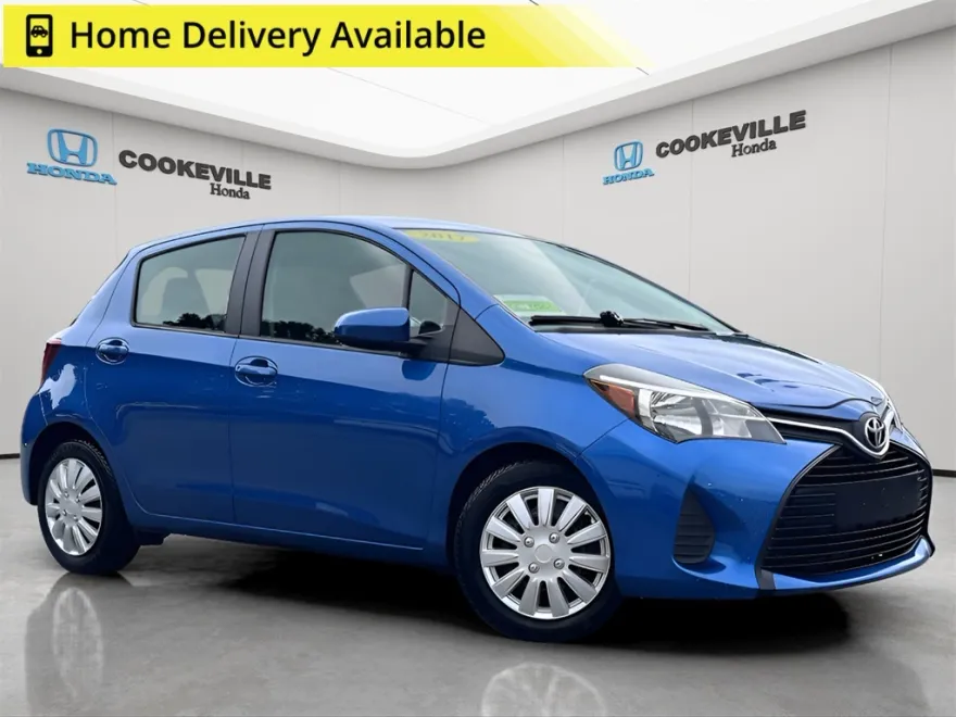 2017 Toyota Yaris SE photo 1