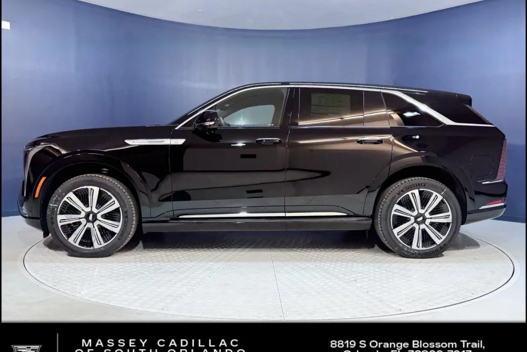 2025 Cadillac Escalade IQ Luxury photo 1