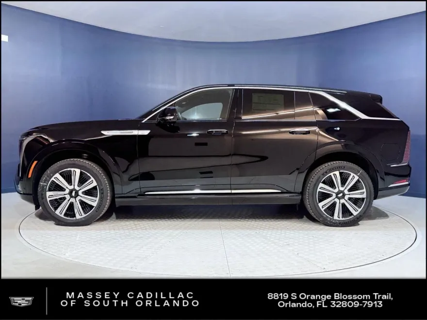 2025 Cadillac Escalade IQ Luxury photo 1
