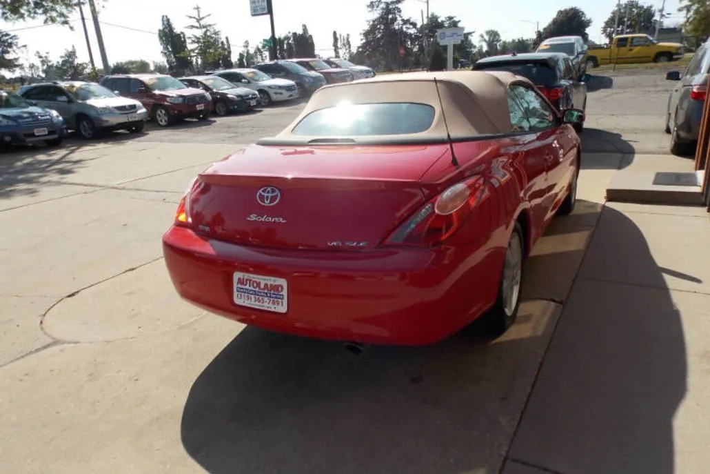 2006 Toyota Camry Solara SLE photo 1