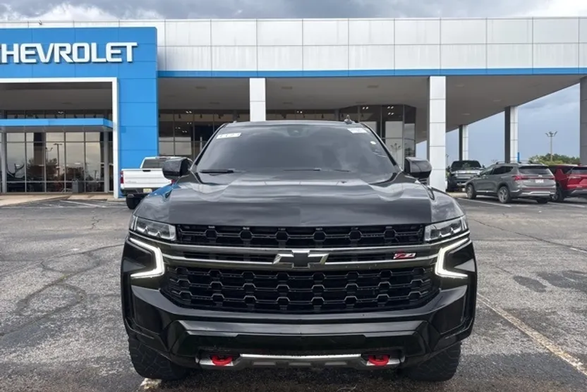 2021 Chevrolet Tahoe Z71 photo 1
