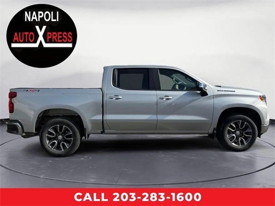 2022 Chevrolet Silverado 1500 LT photo 1