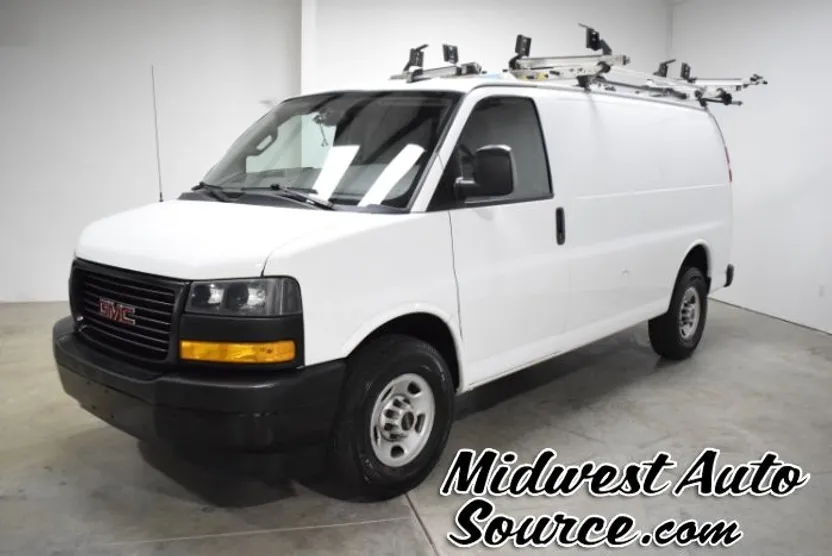 2022 Gmc Savana Cargo 2500 photo 1