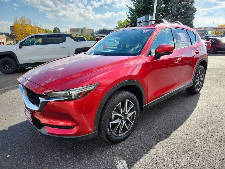 2017 Mazda CX-5 Grand Touring photo 1