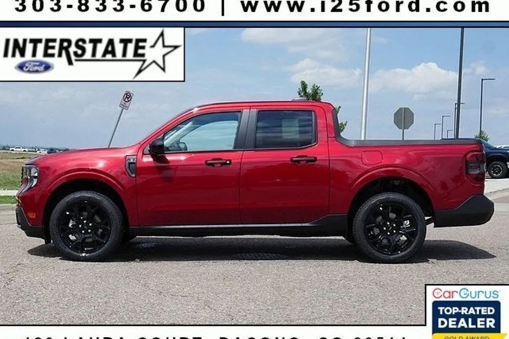 2025 Ford Maverick XLT photo 1