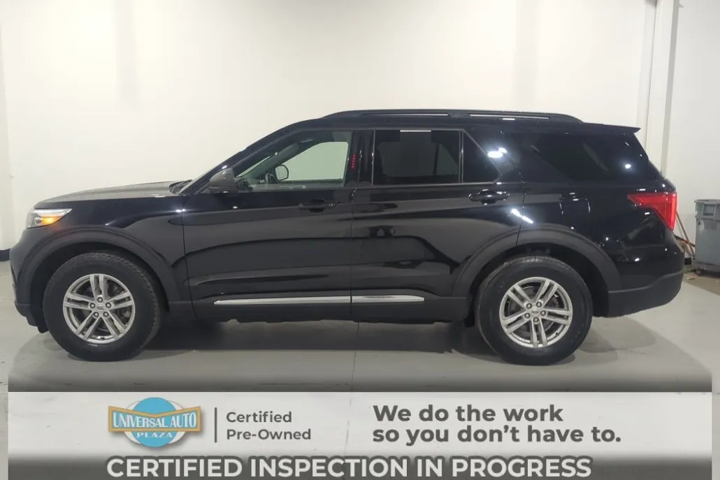 2020 Ford Explorer XLT photo 1