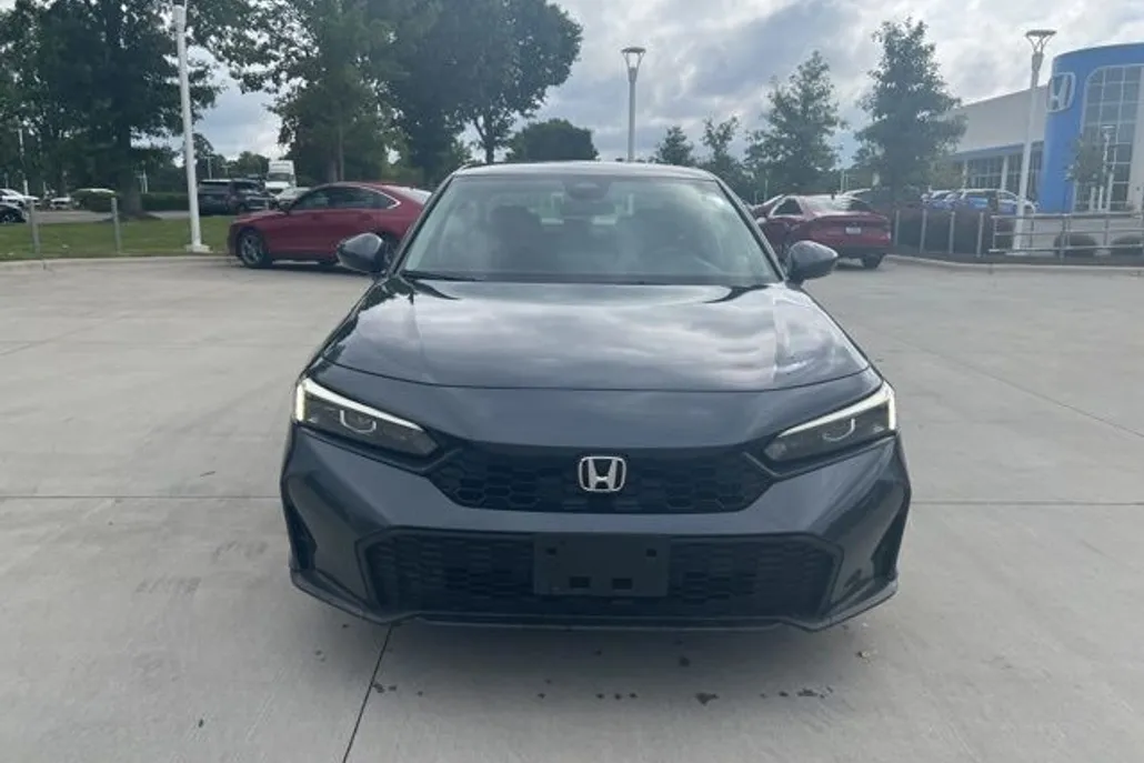 2025 Honda Civic LX photo 1
