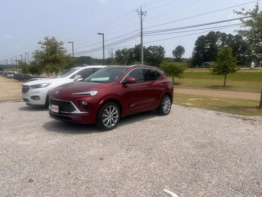 2024 Buick Encore GX Avenir photo 1