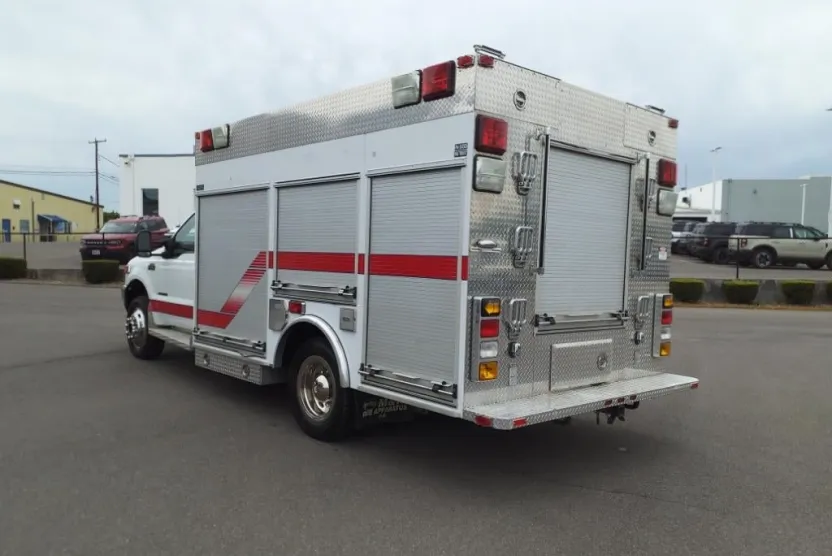2000 Ford F-550 XL photo 1