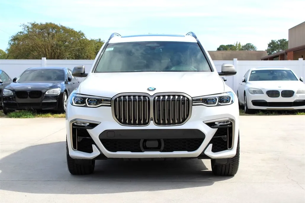2020 Bmw X7 M50i photo 1