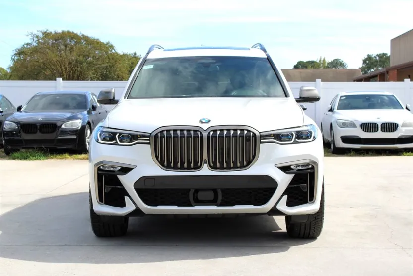 2020 Bmw X7 M50i photo 1