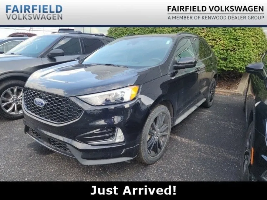 2022 Ford Edge SEL photo 1
