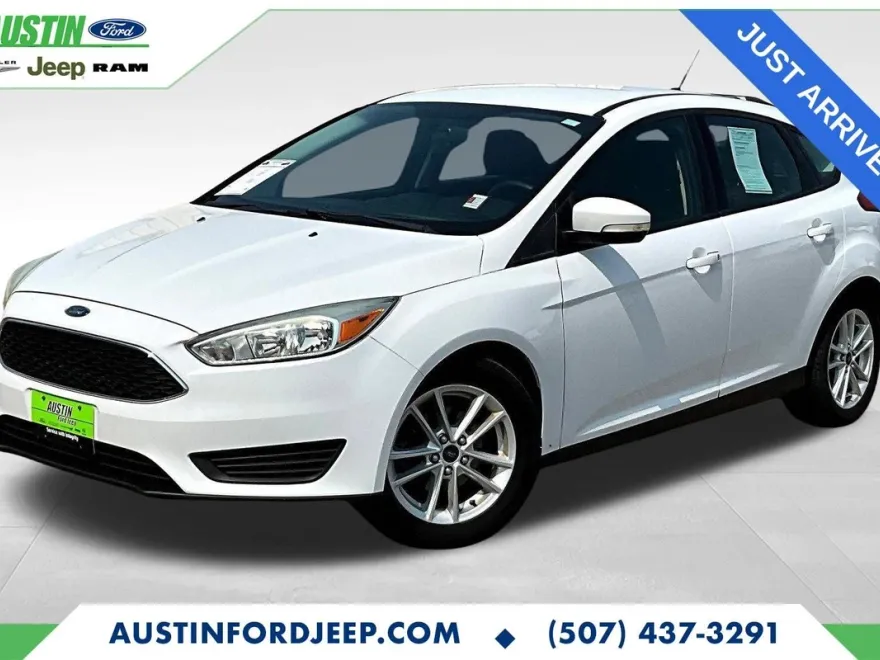 2015 Ford Focus SE photo 1