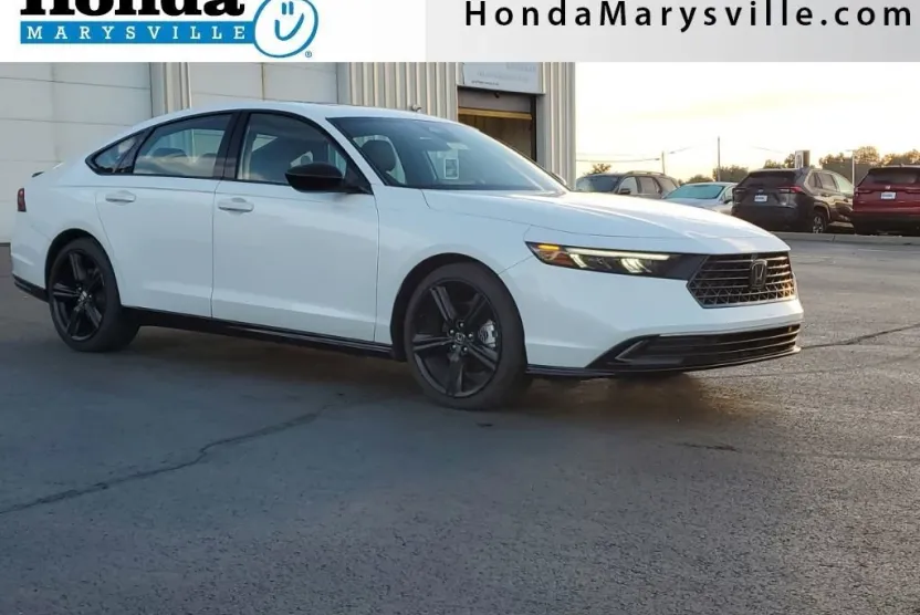 2019 Honda Accord Hybrid Touring photo 1