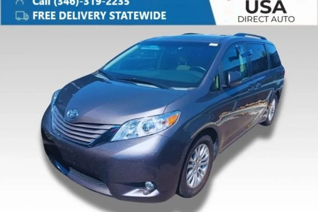 2015 Toyota Sienna photo 1
