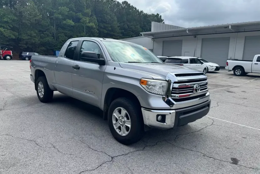 2016 Toyota Tundra SR photo 1