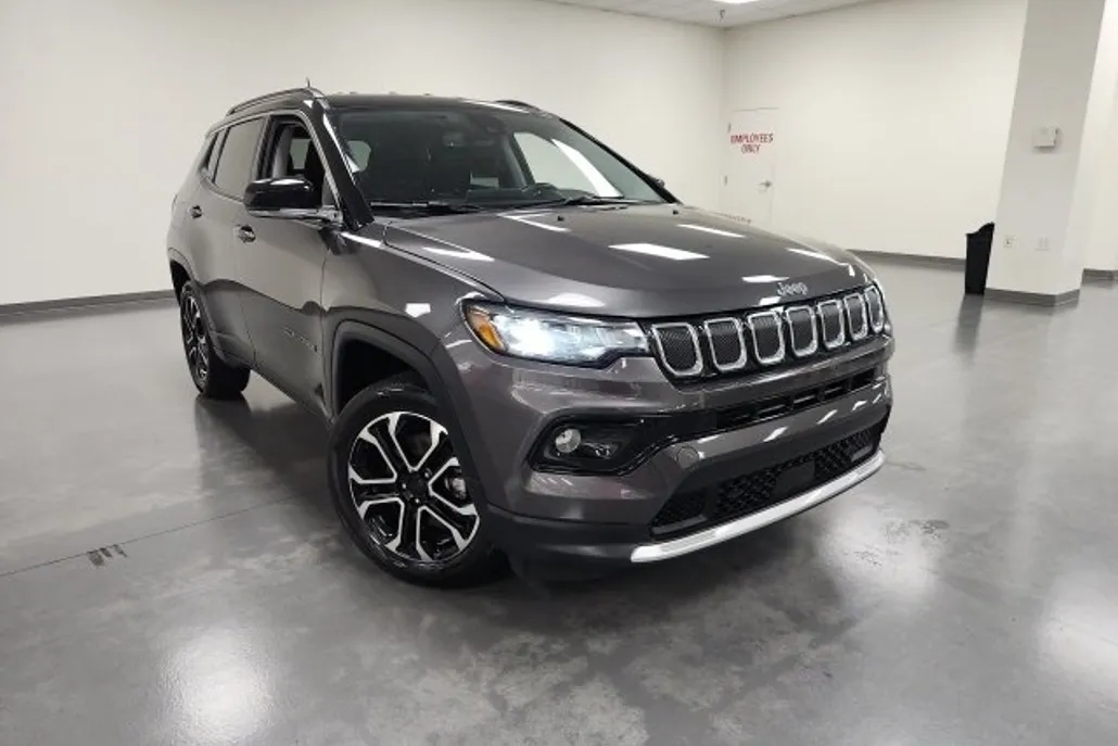 2022 Jeep Compass Limited photo 1