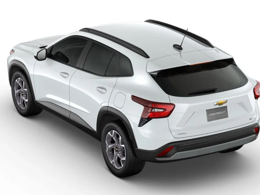 2025 Chevrolet Trax LT photo 1