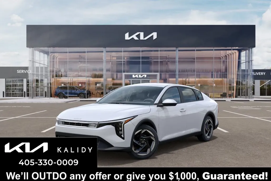 2025 Kia K4 photo 1