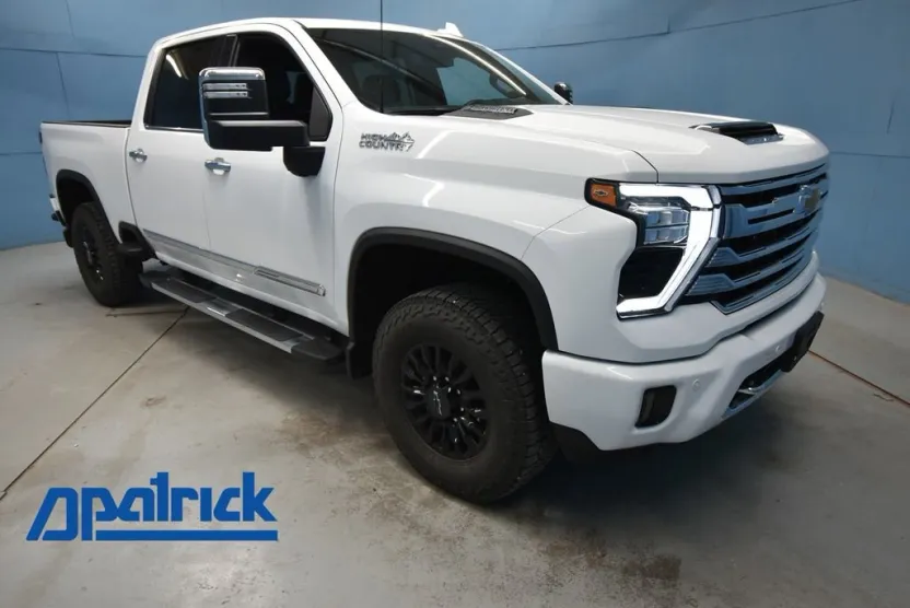 2025 Chevrolet Silverado 2500HD High Country photo 1