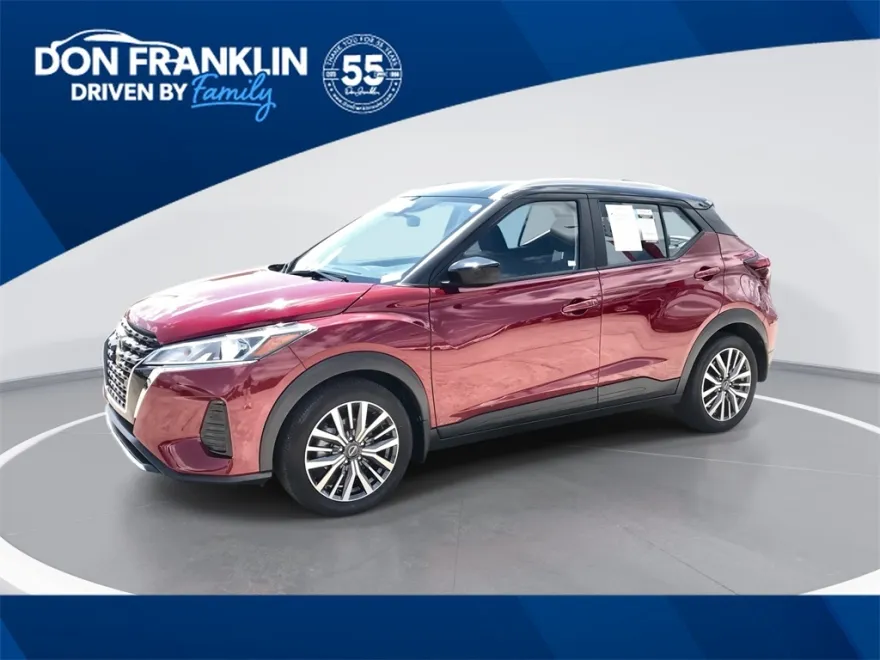 2023 Nissan Kicks SV photo 1