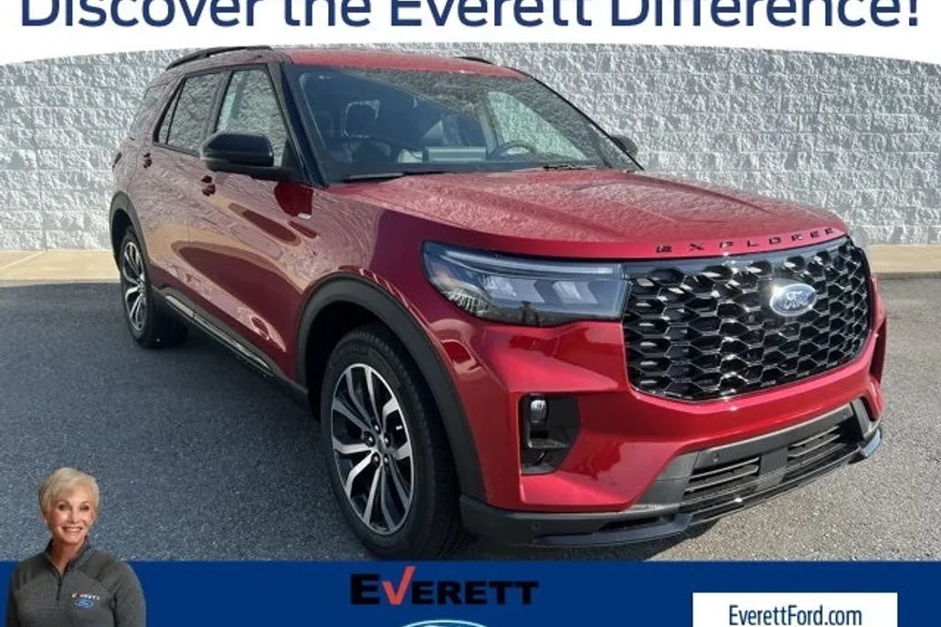 2025 Ford Explorer ST-Line photo 1