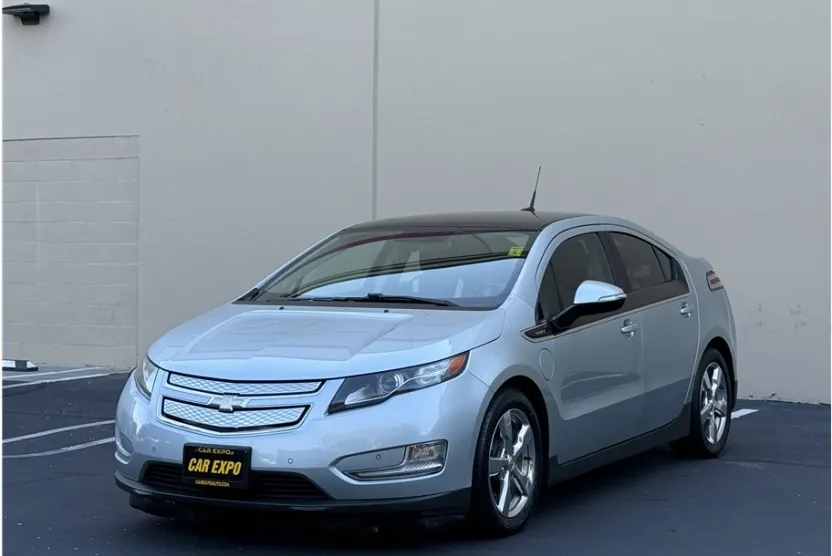 2012 Chevrolet Volt Premium photo 1
