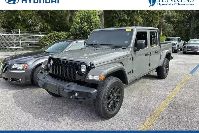 2022 Jeep Gladiator Altitude photo 1