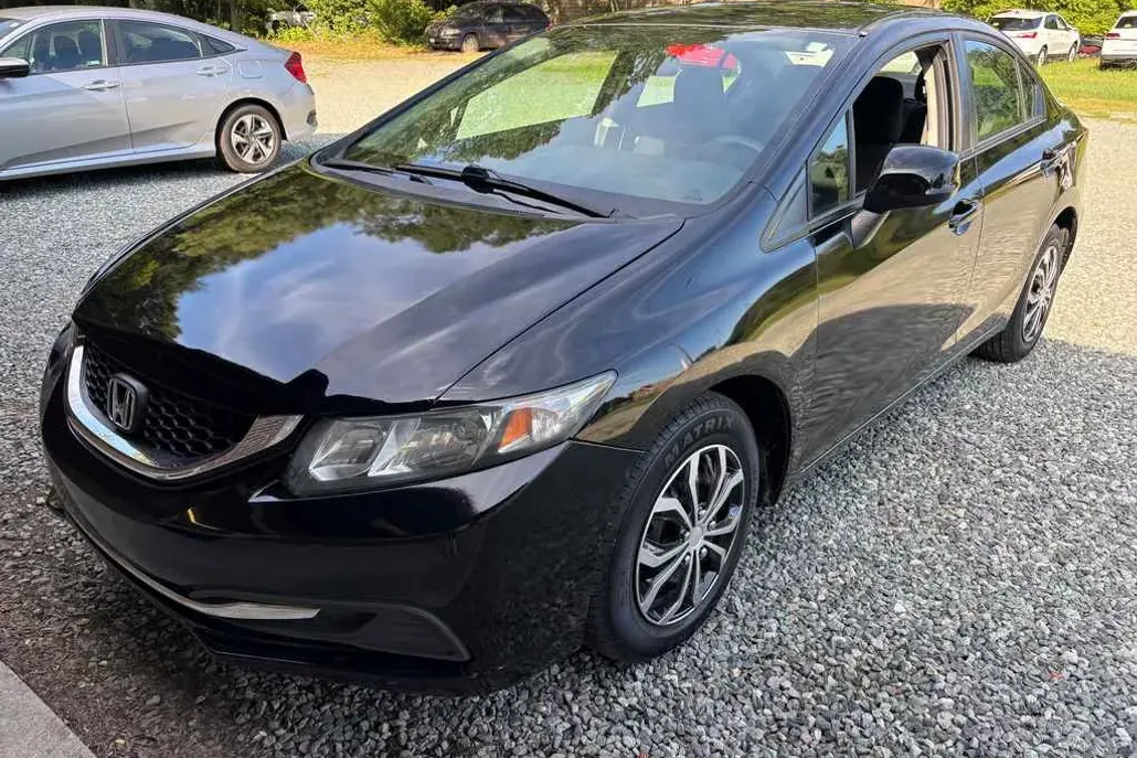 2013 Honda Civic LX photo 1