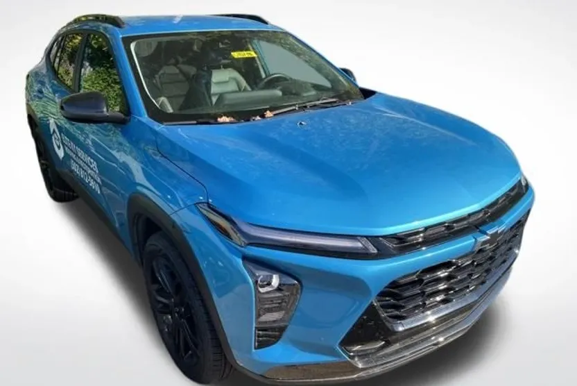 2025 Chevrolet Trax ACTIV photo 1