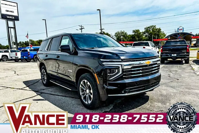 2025 Chevrolet Tahoe LT photo 1