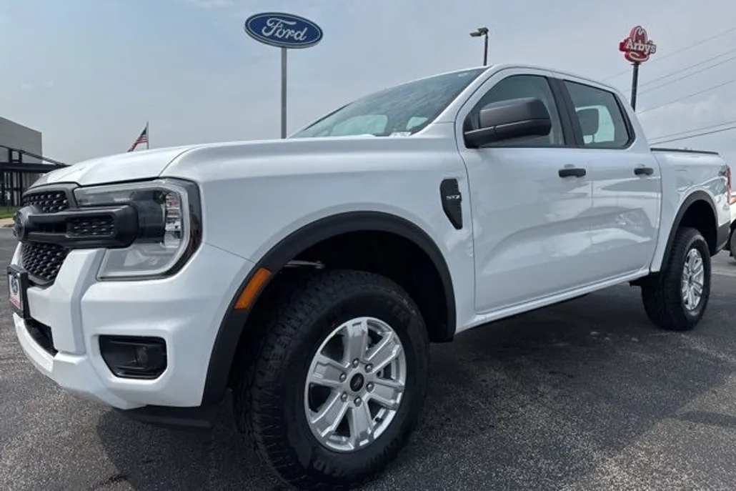 2025 Ford Ranger XL photo 1