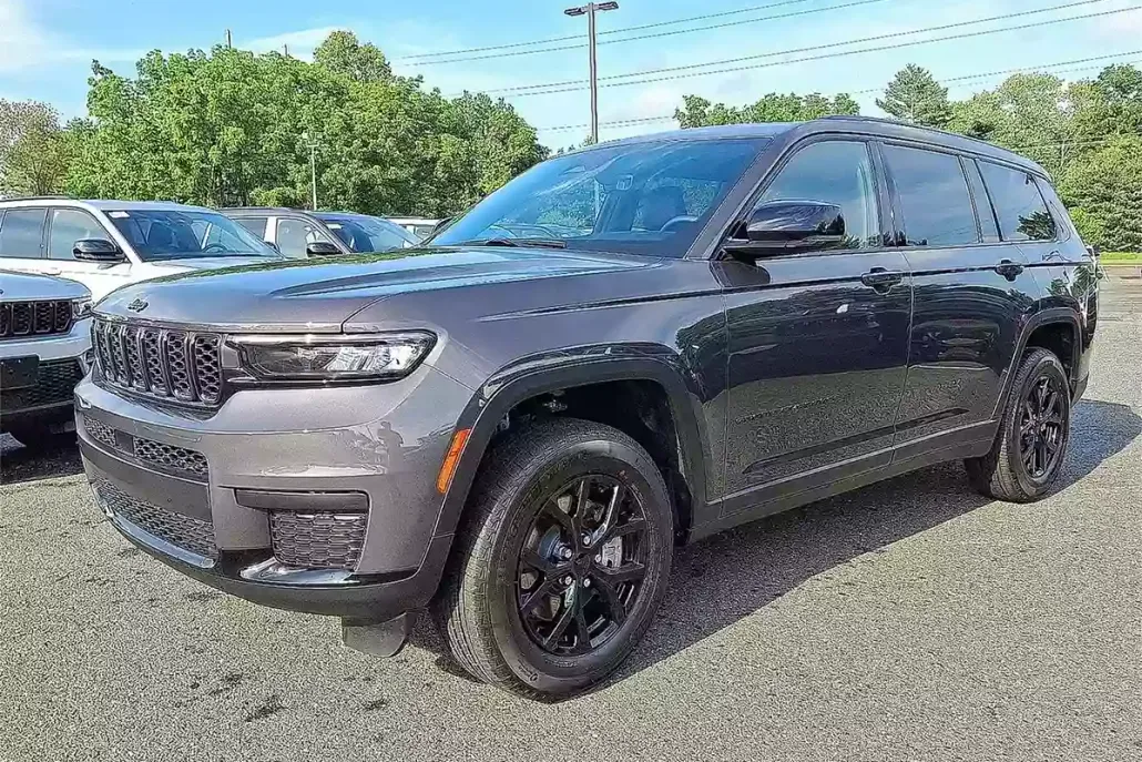 2025 Jeep Grand Cherokee Altitude X photo 1