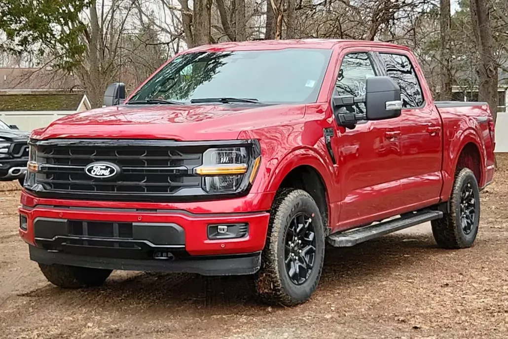 2025 Ford F-150 XLT photo 1