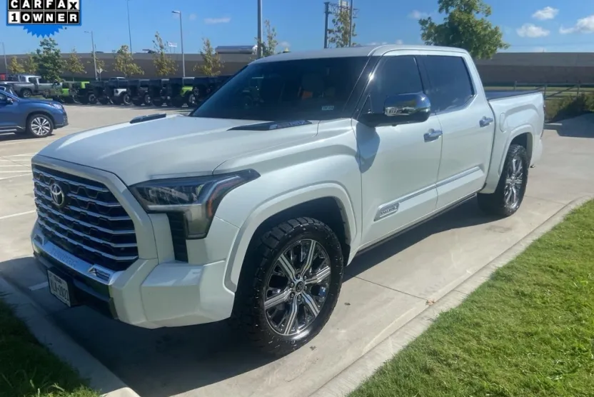 2022 Toyota Tundra CapStone photo 1
