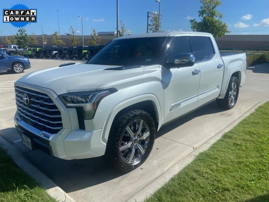 2022 Toyota Tundra CapStone photo 1