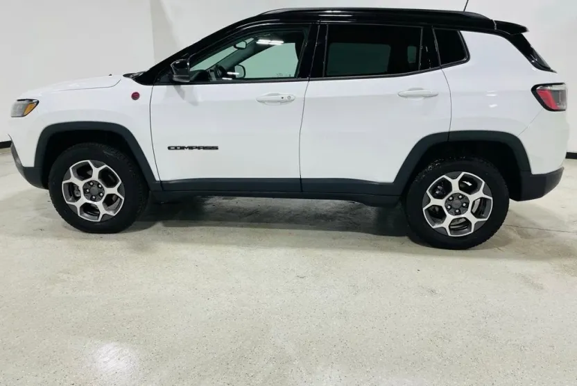 2022 Jeep Compass Trailhawk photo 1