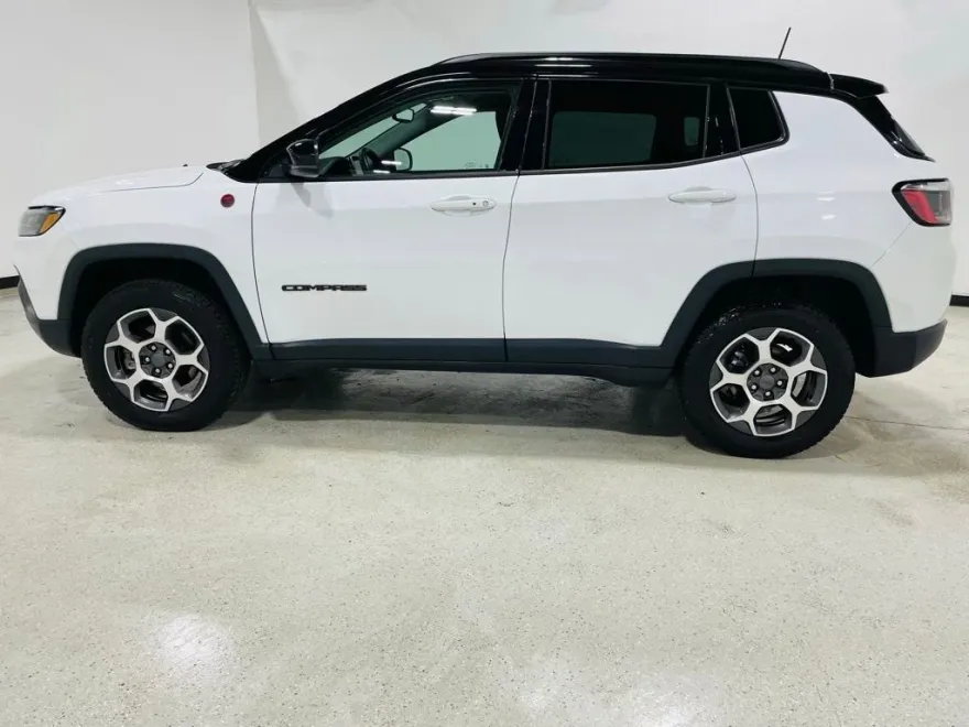 2022 Jeep Compass Trailhawk photo 1