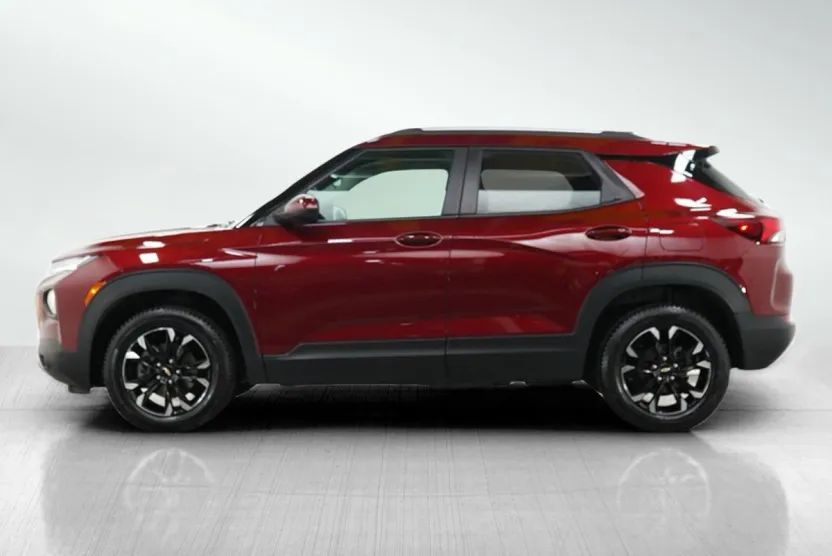 2022 Chevrolet Trailblazer LT photo 1
