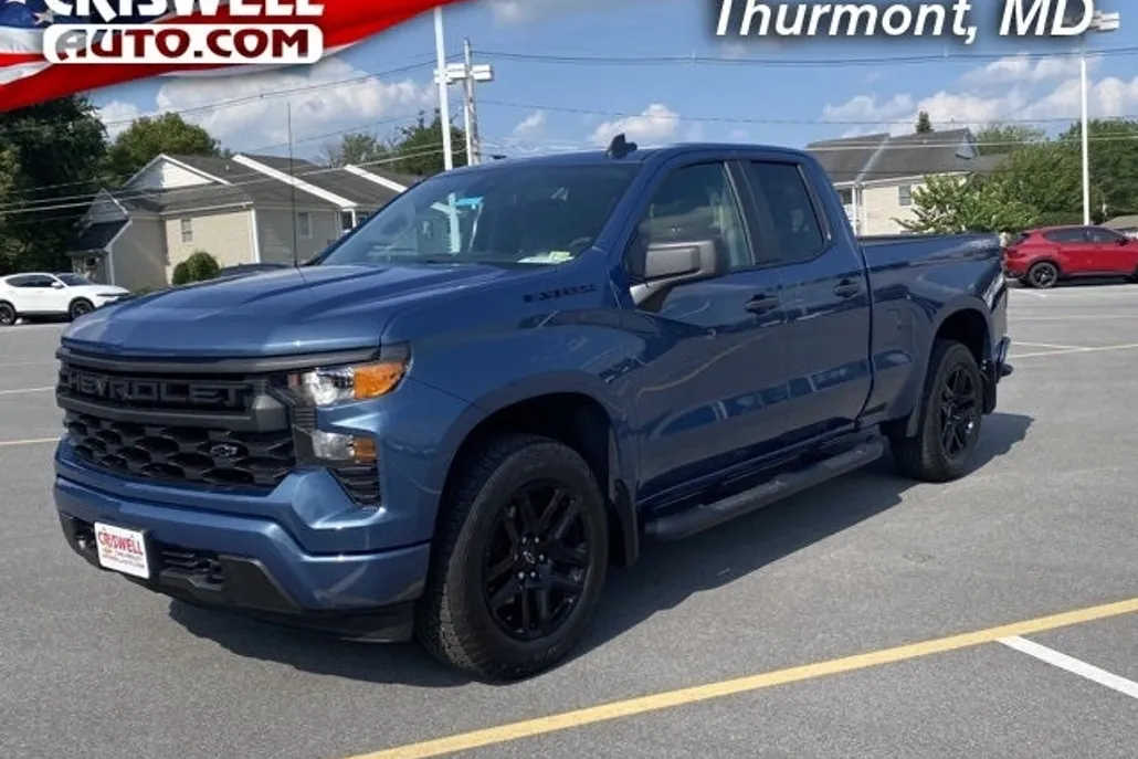 2024 Chevrolet Silverado 1500 Custom photo 1