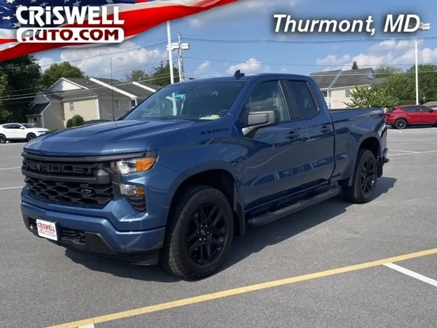 2024 Chevrolet Silverado 1500 Custom photo 1