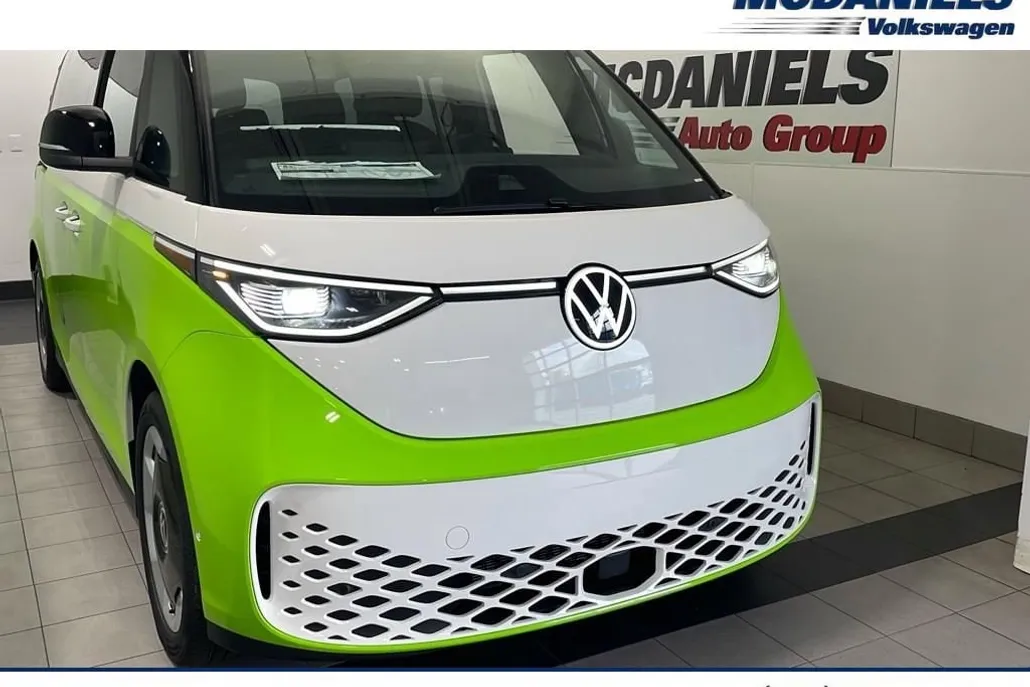 2025 Volkswagen ID. Buzz Pro S photo 1