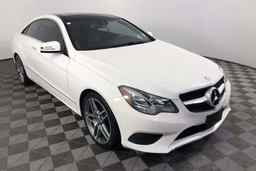 2015 Mercedes Benz E 400 Coupe photo 1