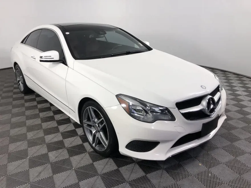 2015 Mercedes Benz E 400 Coupe photo 1